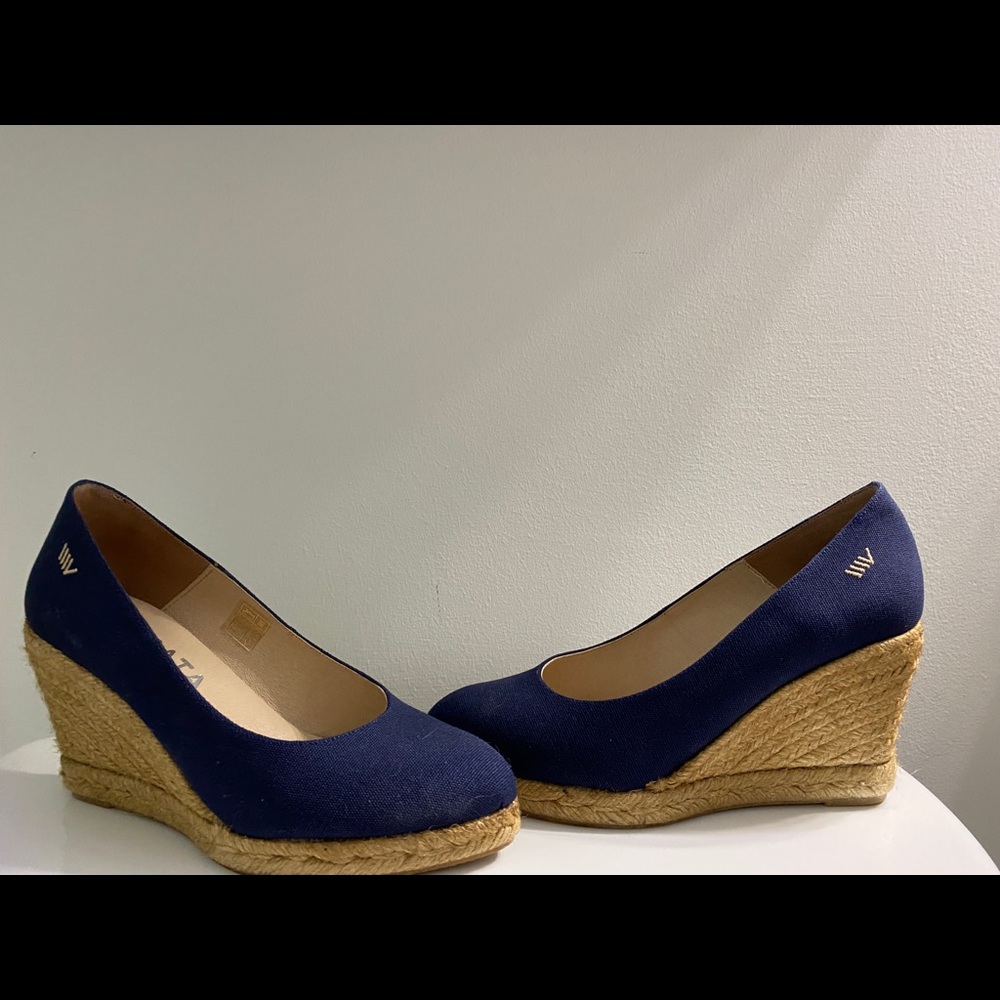 Viscata Navy Canvas Wedges